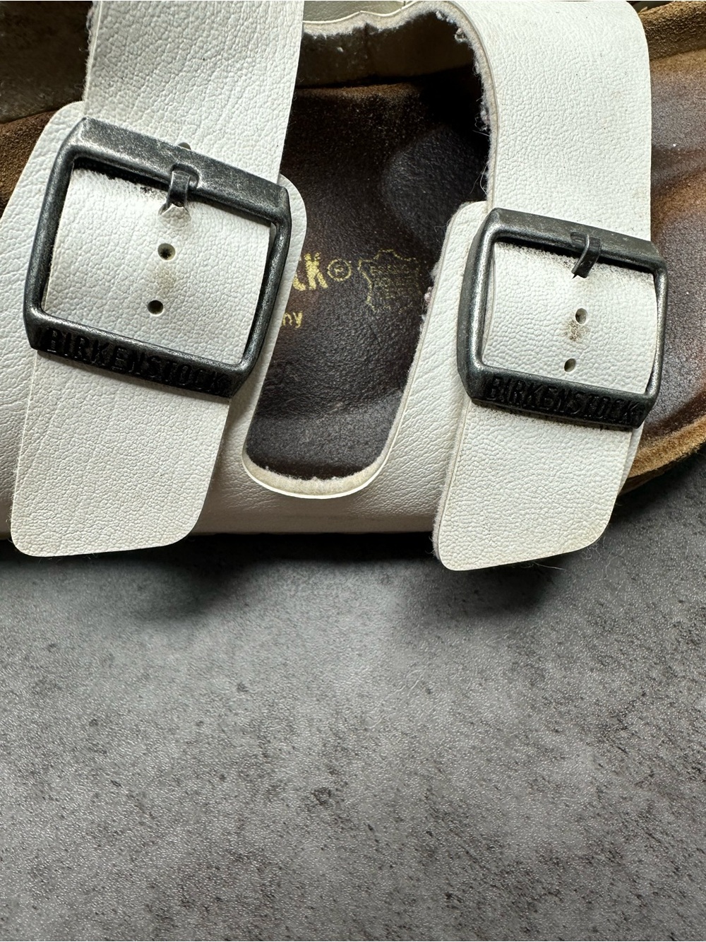 Birkenstock Arizona White Birko-Flor Double Strap Sandals EU 42 US 11 - Picture 3 of 6